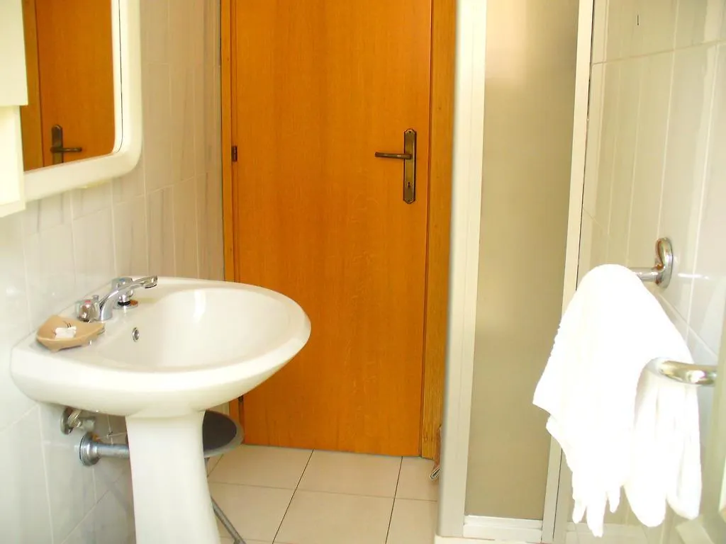 Soggiorno Al Nido Otel Varazze Konukevi